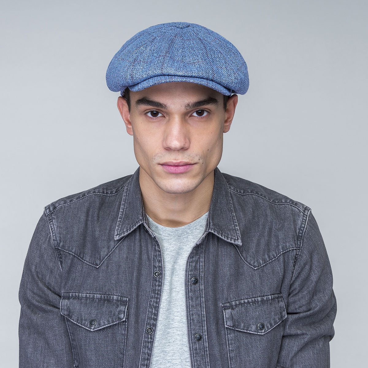 Bailey 1922 Claud Newsboy
