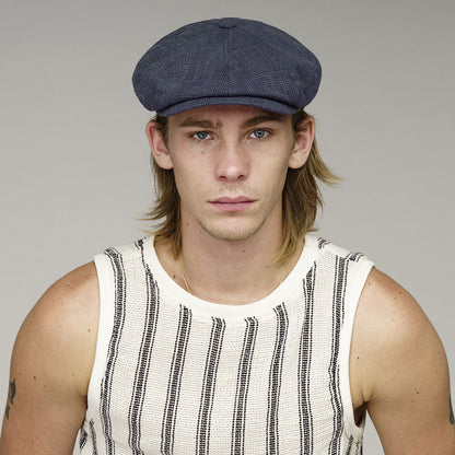Bailey 1922 Conall Newsboy